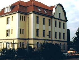 Fassadenanstrich der Bezirkswache am Eichhof